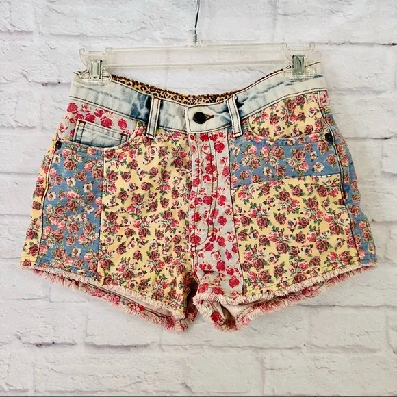 Farm Rio Floral Denim Shorts - Picture 2 of 13